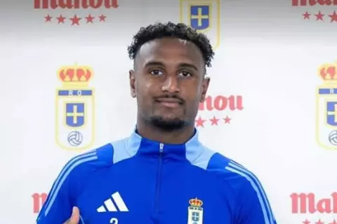  رسميًا.. هيثم حسن يحصد جائزة الأفضل في موسم أوفييدو 